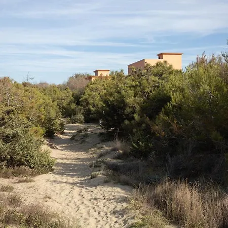 Malibu' Private Beach 1 *