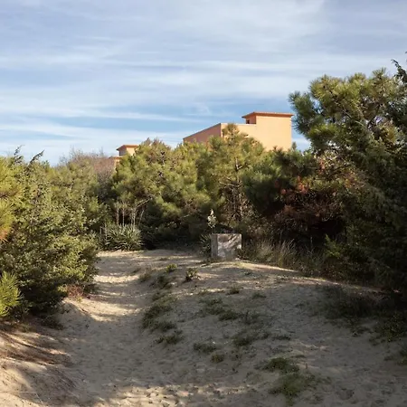 Apartment Malibu' Private Beach 1 *